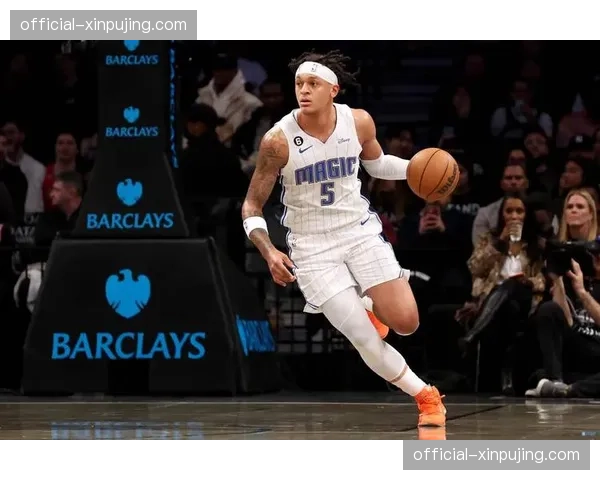 班凯罗魔术进攻第一选择，面框单打与背身技术持续精进